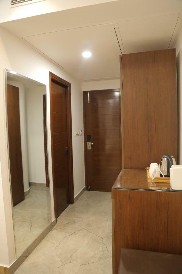 Hotel Ak Suites Patiāla المظهر الخارجي الصورة