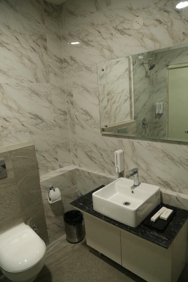 Hotel Ak Suites Patiāla المظهر الخارجي الصورة
